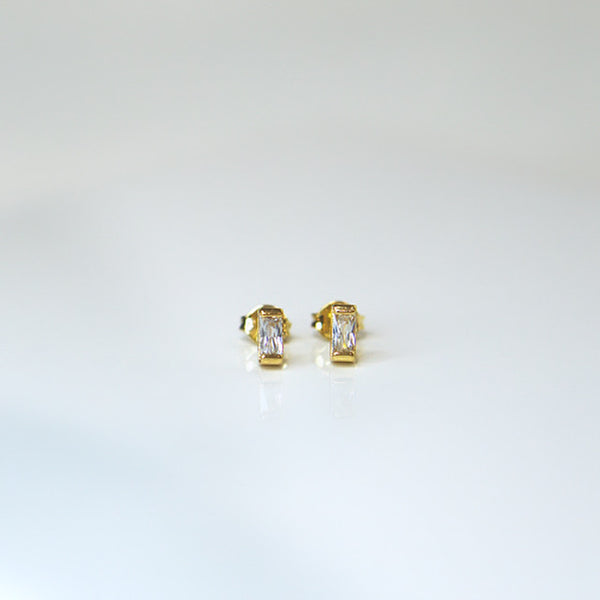 BAGUETTE STUDS